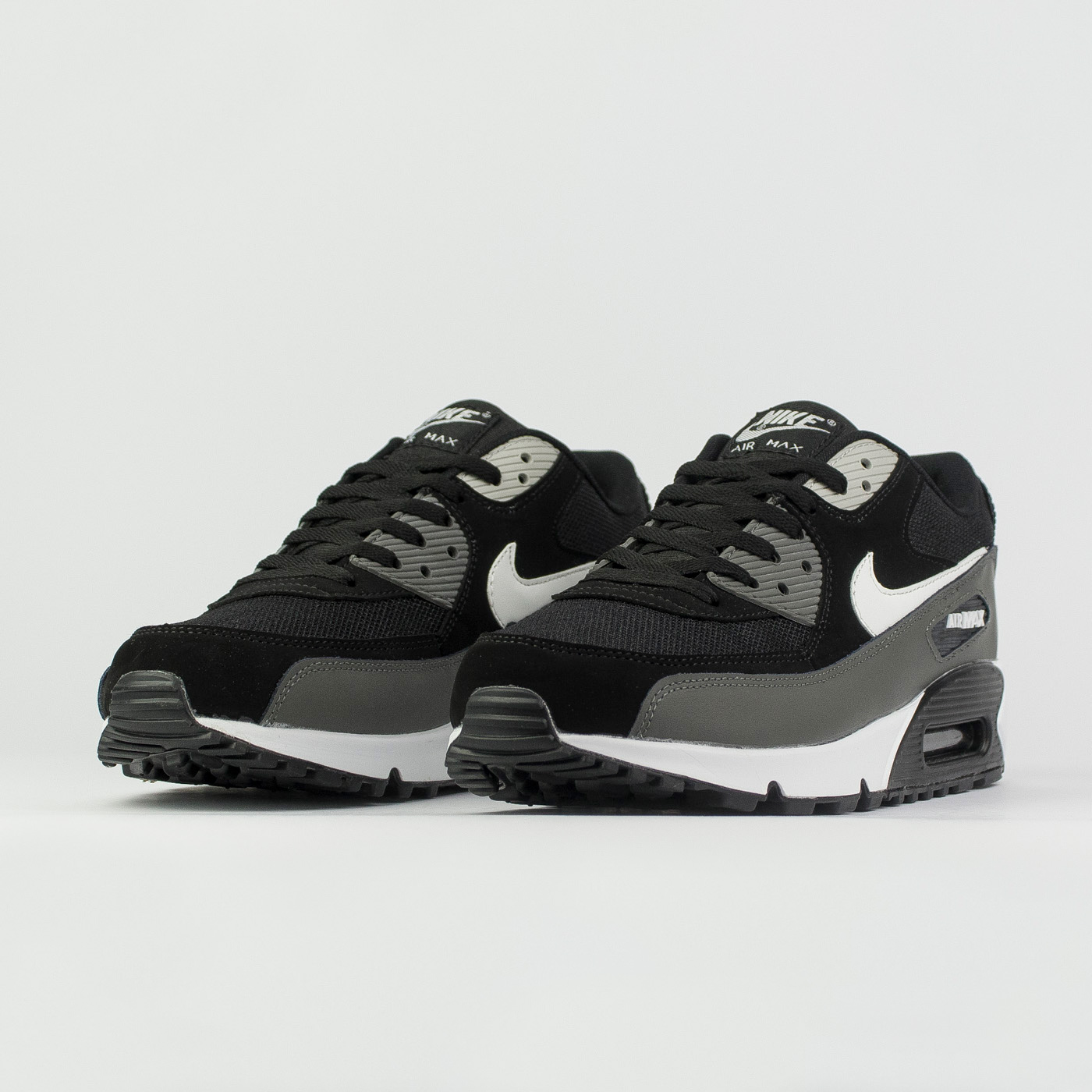 Кроссовки Nike Air Max 90 Black / White / Grey Кроссовки Nike Air Max 90 Black / White / Grey