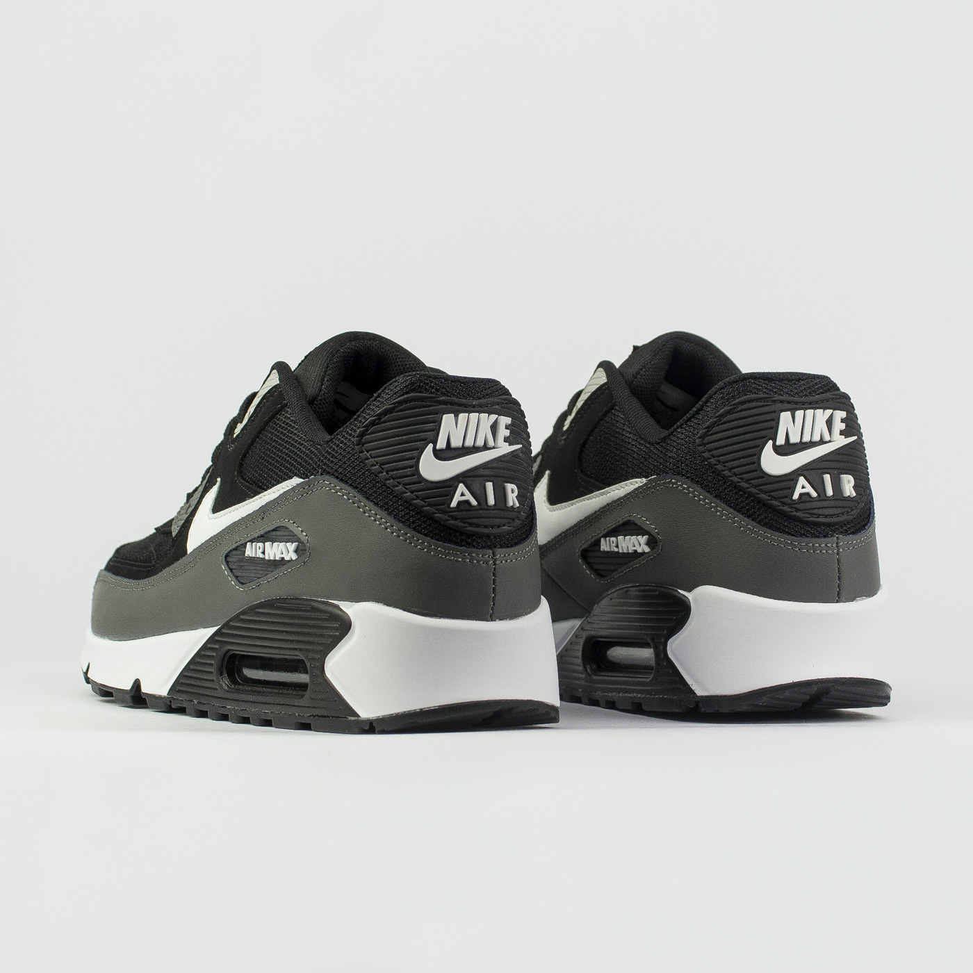 Кроссовки Nike Air Max 90 Black / White / Grey Кроссовки Nike Air Max 90 Black / White / Grey