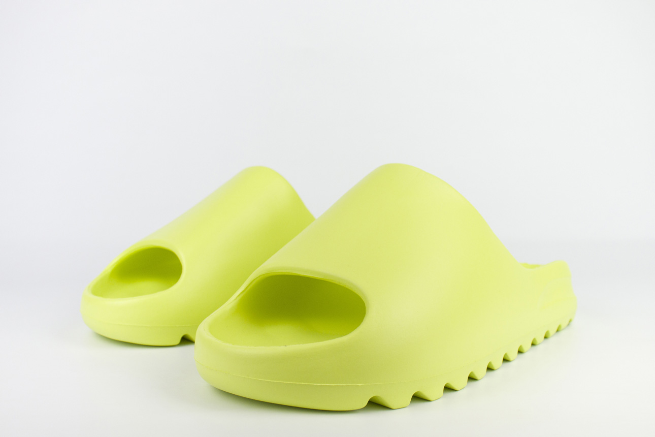 Шлёпки Adidas Yeezy Slide Wmns Lemon Шлёпки Adidas Yeezy Slide Wmns Lemon
