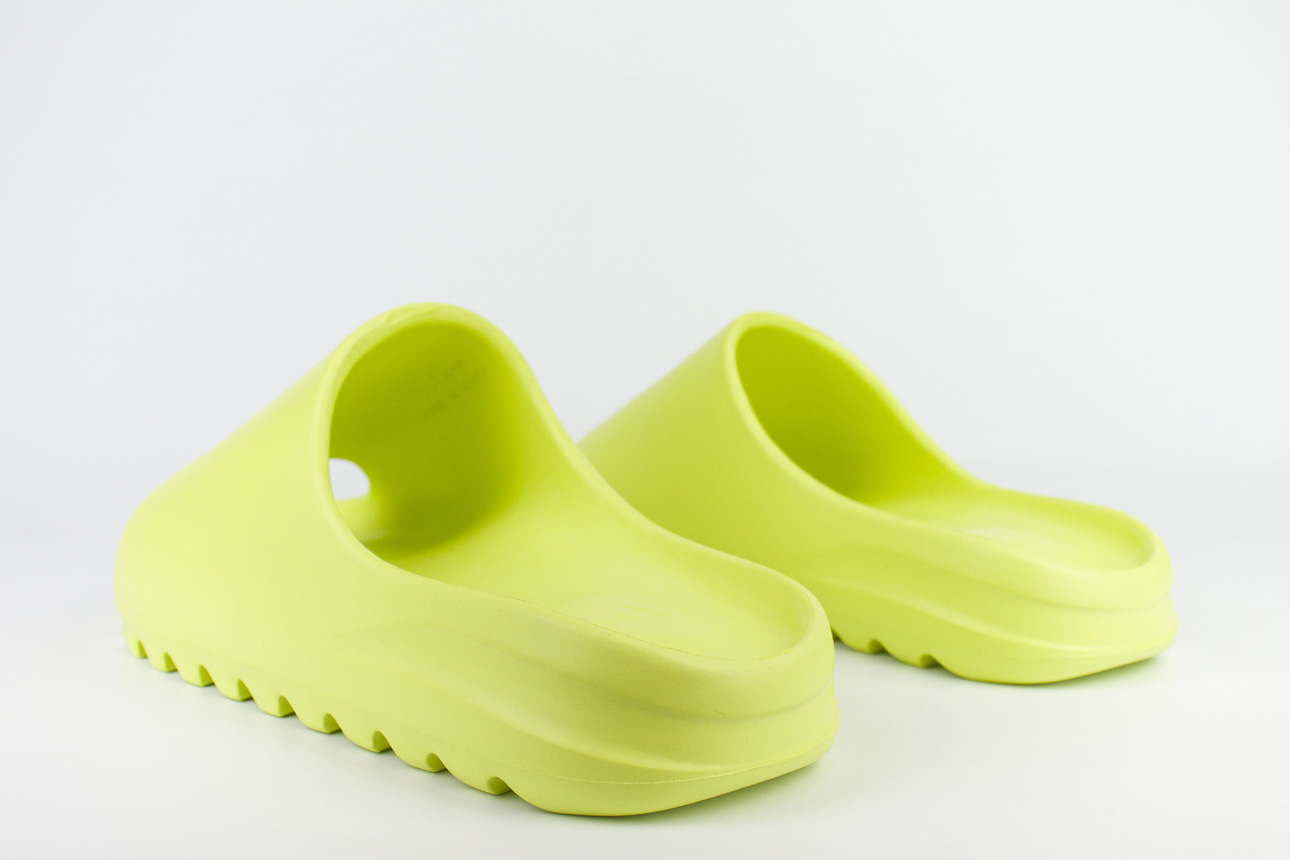 Шлёпки Adidas Yeezy Slide Wmns Lemon Шлёпки Adidas Yeezy Slide Wmns Lemon