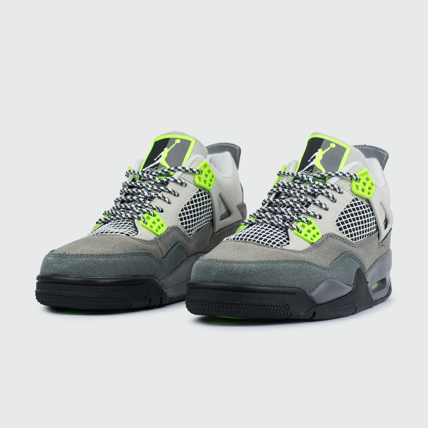 Кроссовки Nike Air Jordan 4 Retro Cool Grey / Volt Кроссовки Nike Air Jordan 4 Retro Cool Grey / Volt