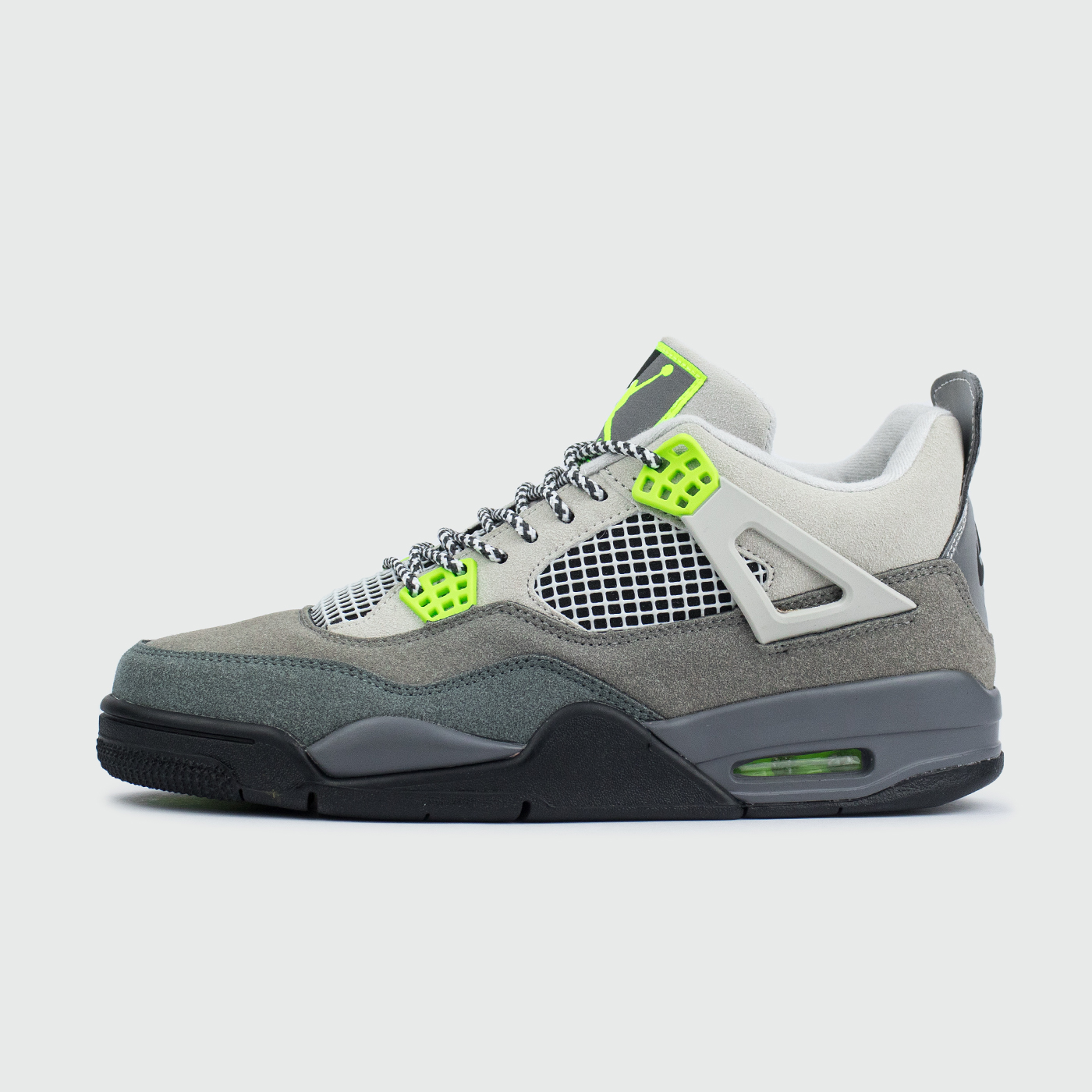 Кроссовки Nike Air Jordan 4 Retro Cool Grey / Volt Кроссовки Nike Air Jordan 4 Retro Cool Grey / Volt