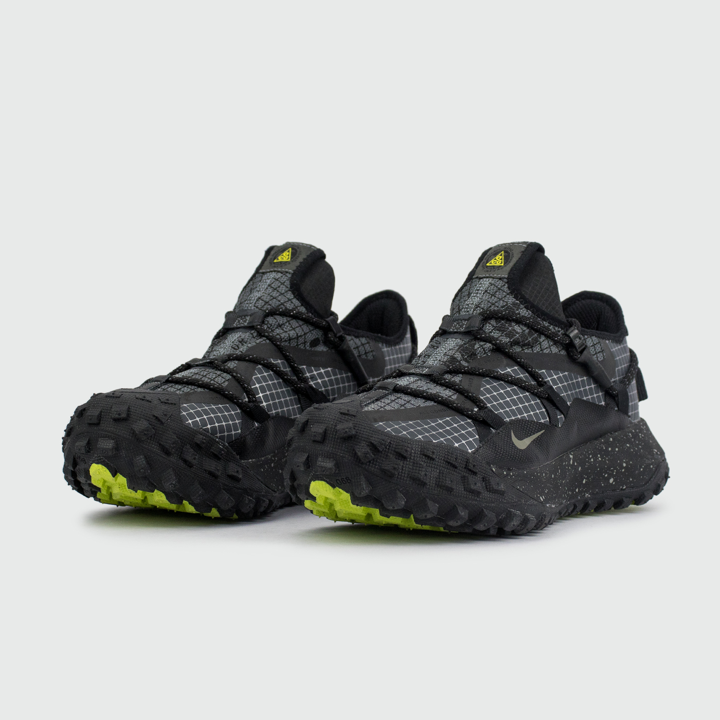 Кроссовки Nike ACG Mountain Fly Low Gtx Black / Volt Кроссовки Nike ACG Mountain Fly Low Gtx Black / Volt