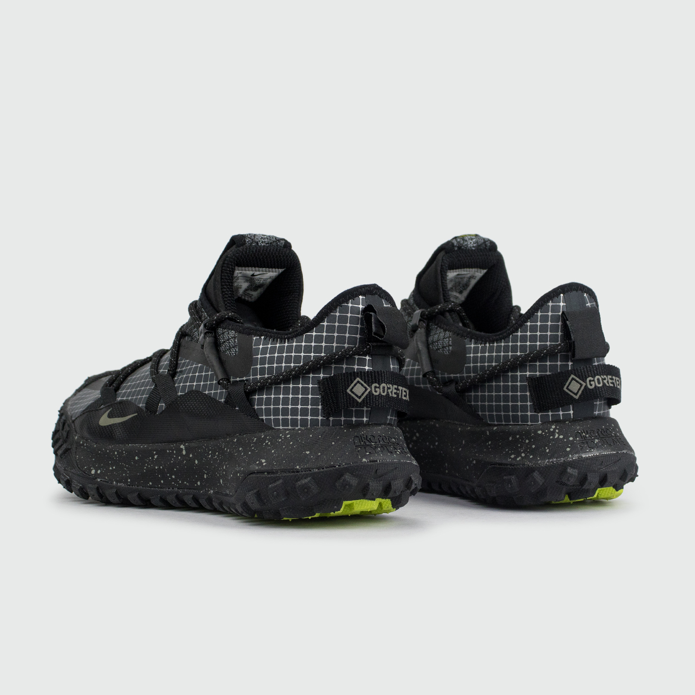 Кроссовки Nike ACG Mountain Fly Low Gtx Black / Volt Кроссовки Nike ACG Mountain Fly Low Gtx Black / Volt