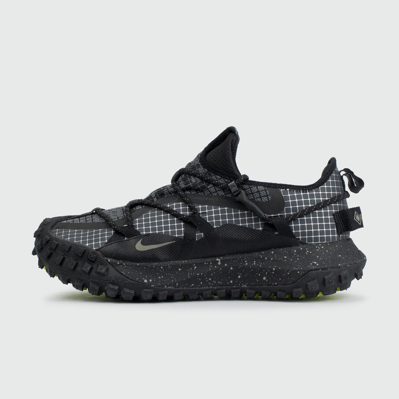 Кроссовки Nike ACG Mountain Fly Low Gtx Black / Volt Кроссовки Nike ACG Mountain Fly Low Gtx Black / Volt