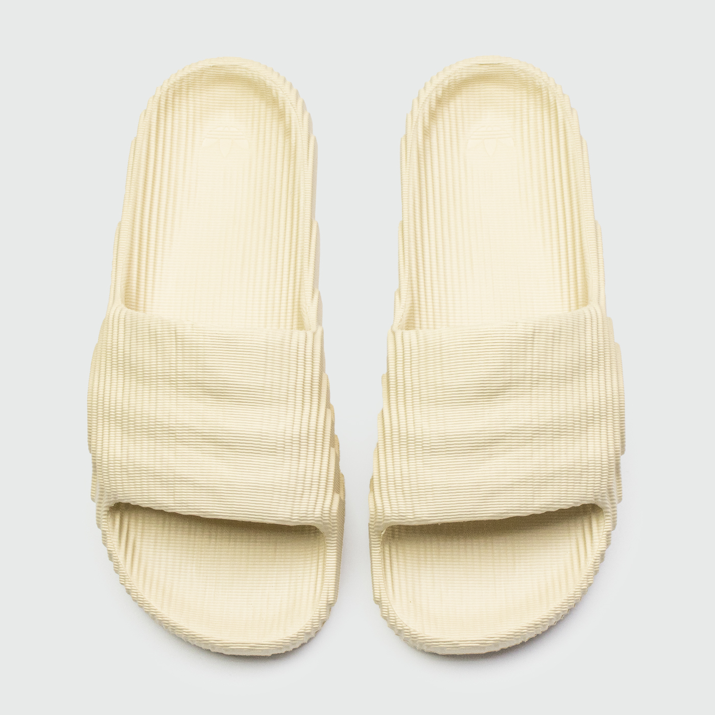 Шлёпки Adidas Adilette 22 Slide Wmns Beige Шлёпки Adidas Adilette 22 Slide Wmns Beige