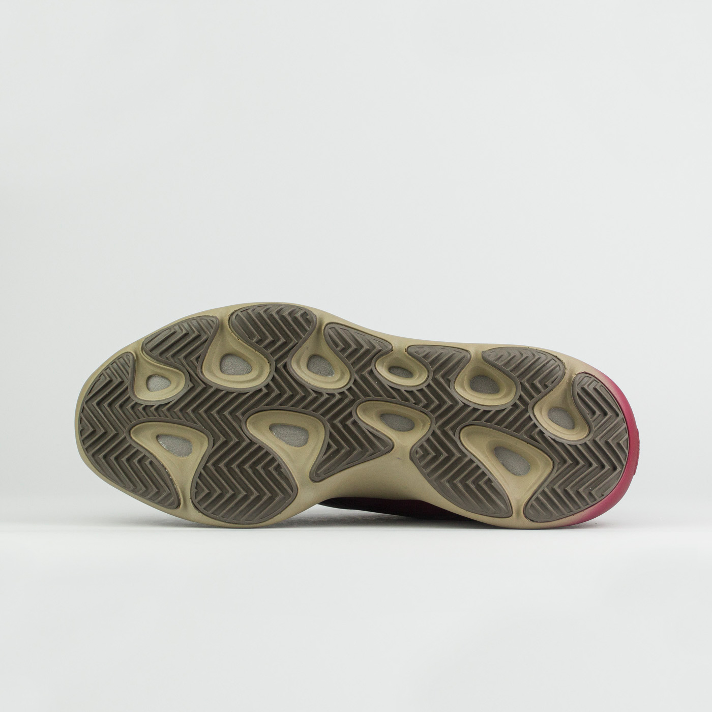 Кроссовки Adidas Yeezy Boost 700 v3 Fade Carbon