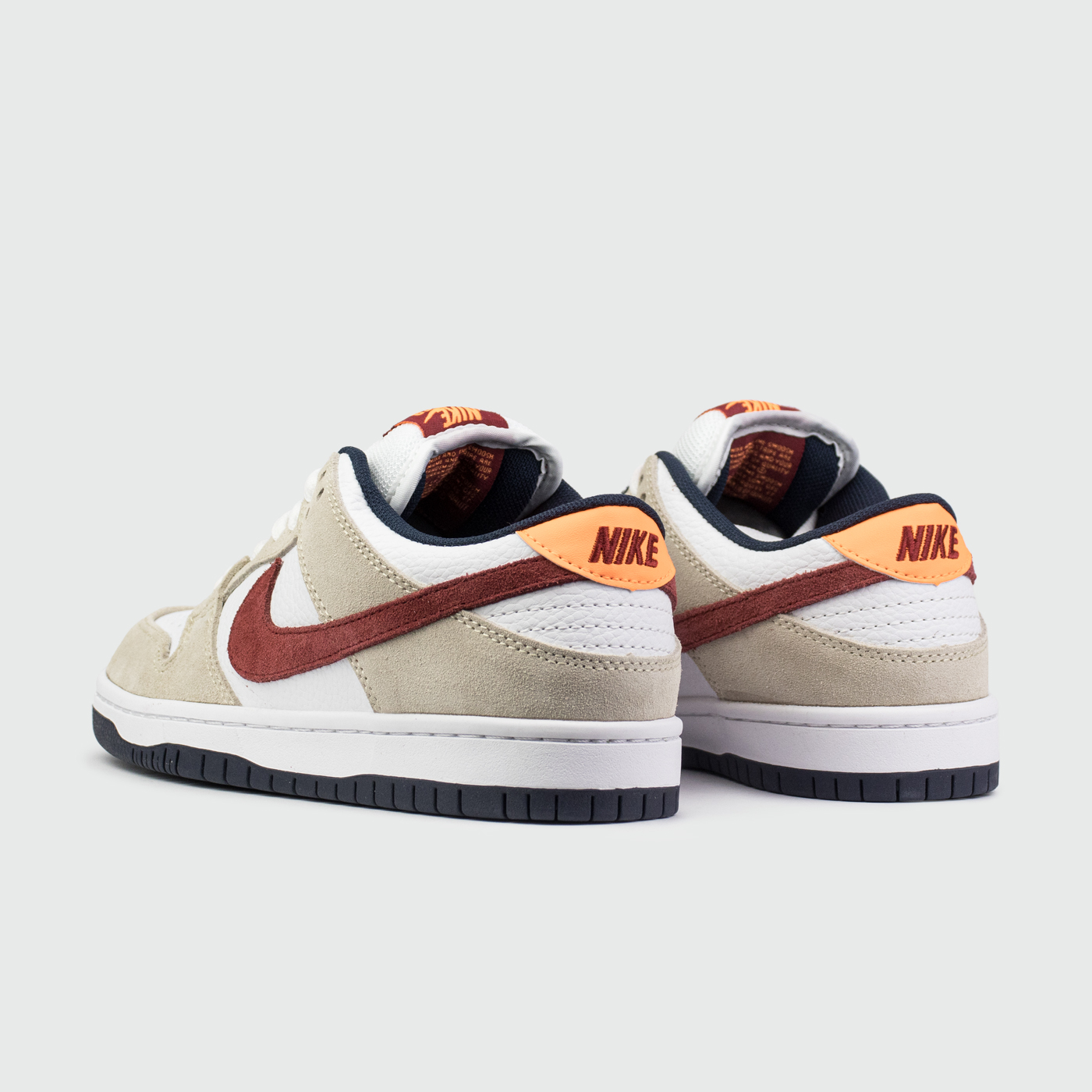 Кроссовки Nike SB Dunk Low Wmns Crimson Кроссовки Nike SB Dunk Low Wmns Crimson