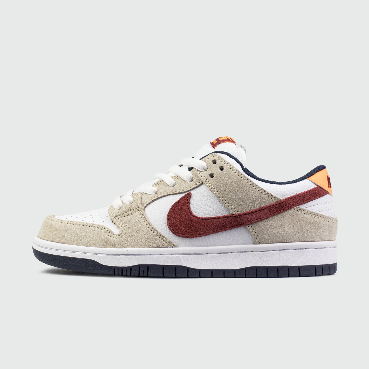 Кроссовки Nike SB Dunk Low Wmns Crimson Кроссовки Nike SB Dunk Low Wmns Crimson