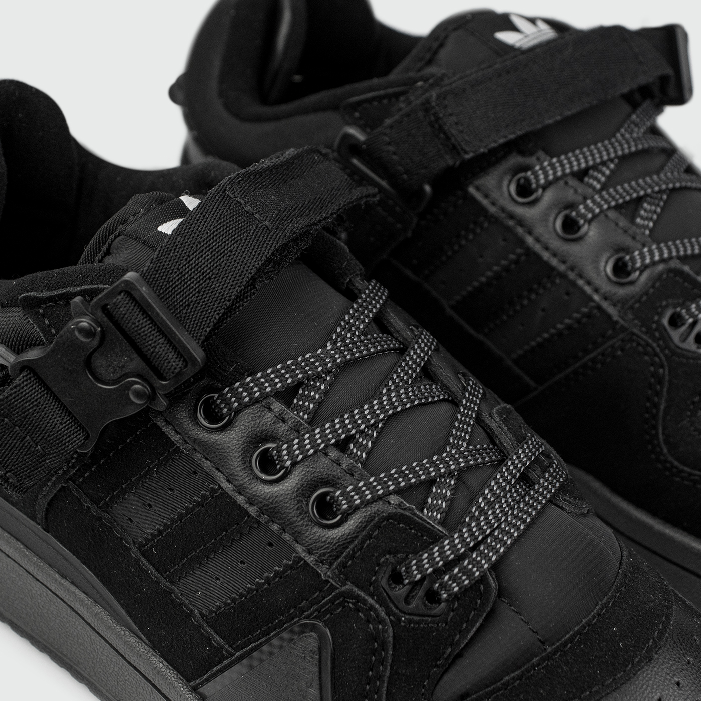 Кроссовки Adidas Forum Low x Bad Bunny Black Кроссовки Adidas Forum Low x Bad Bunny Black
