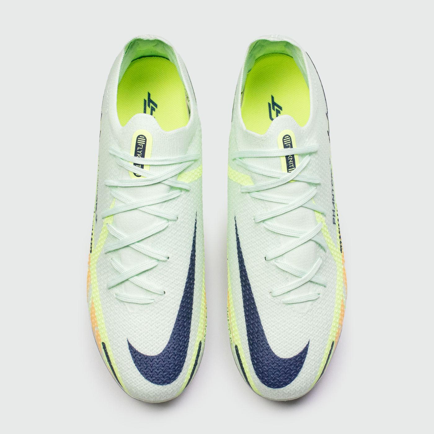Бутсы Nike Phantom GT2 Dynamic Fit Elite FG Green Бутсы Nike Phantom GT2 Dynamic Fit Elite FG Green