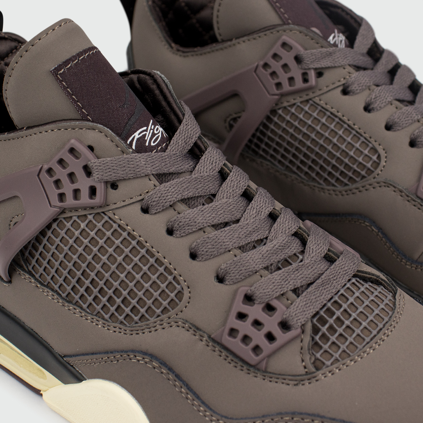 Кроссовки Nike Air Jordan 4 x A Ma Maniere Violet Ore Кроссовки Nike Air Jordan 4 x A Ma Maniere Violet Ore