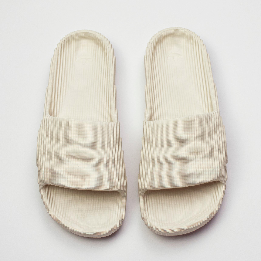 Шлёпки Adidas Adilette 22 Slide Wmns Light Grey