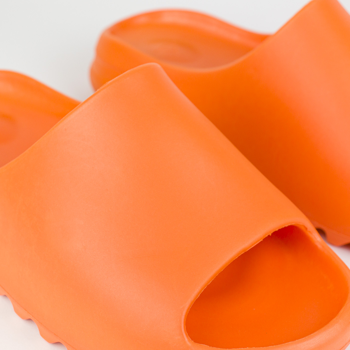 Шлёпки Adidas Yeezy Slide Orange