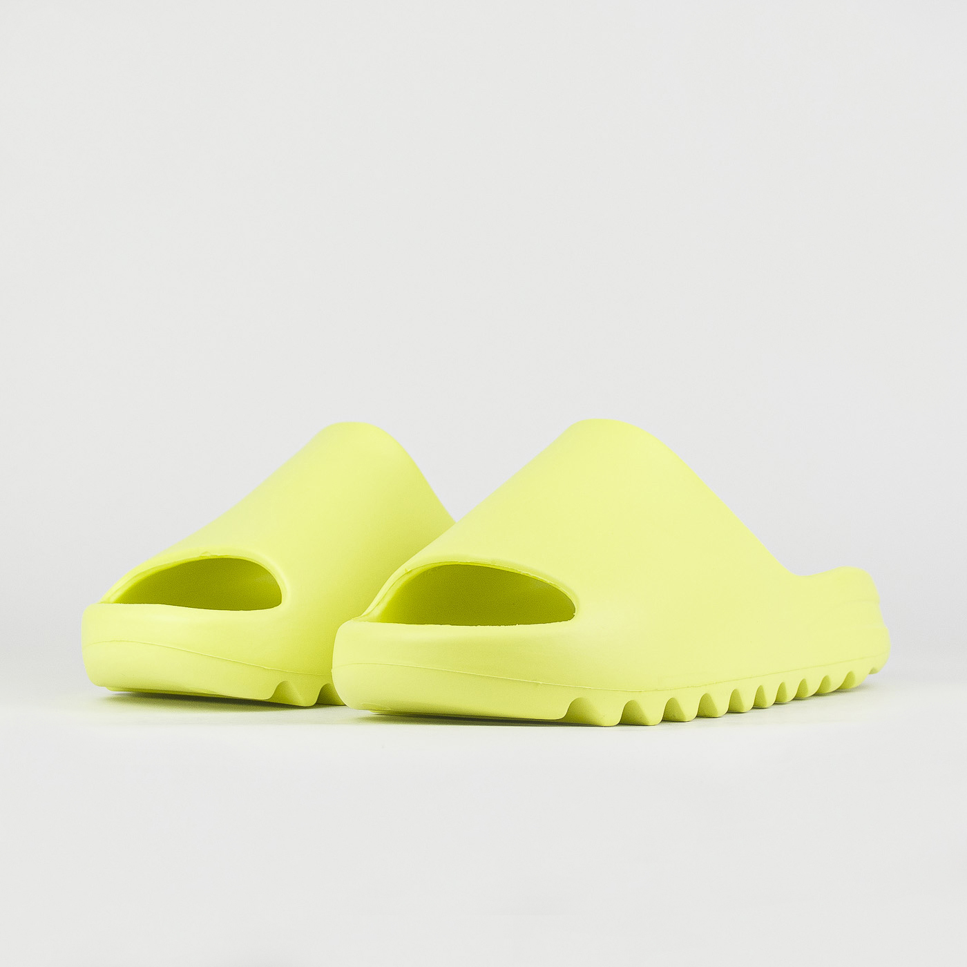 Шлёпки Adidas Yeezy Slide Green