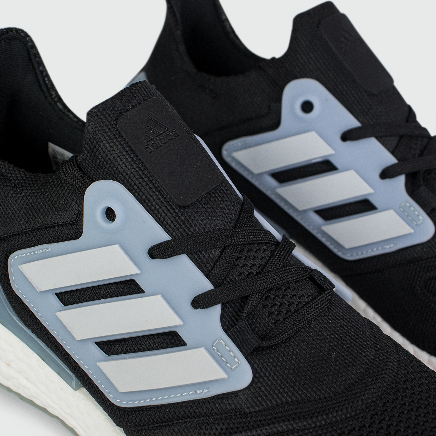Кроссовки Adidas Ultraboost 22 Black / Magic Grey