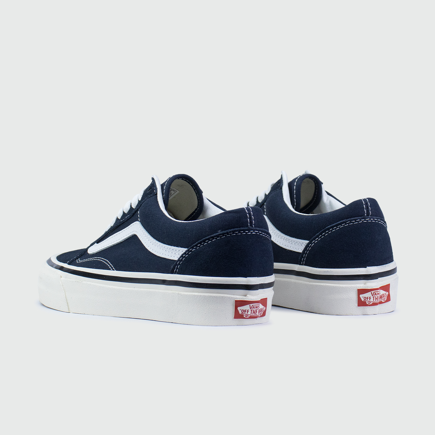 Кеды Vans Old Skool Wmns Navy / White Кеды Vans Old Skool Wmns Navy / White