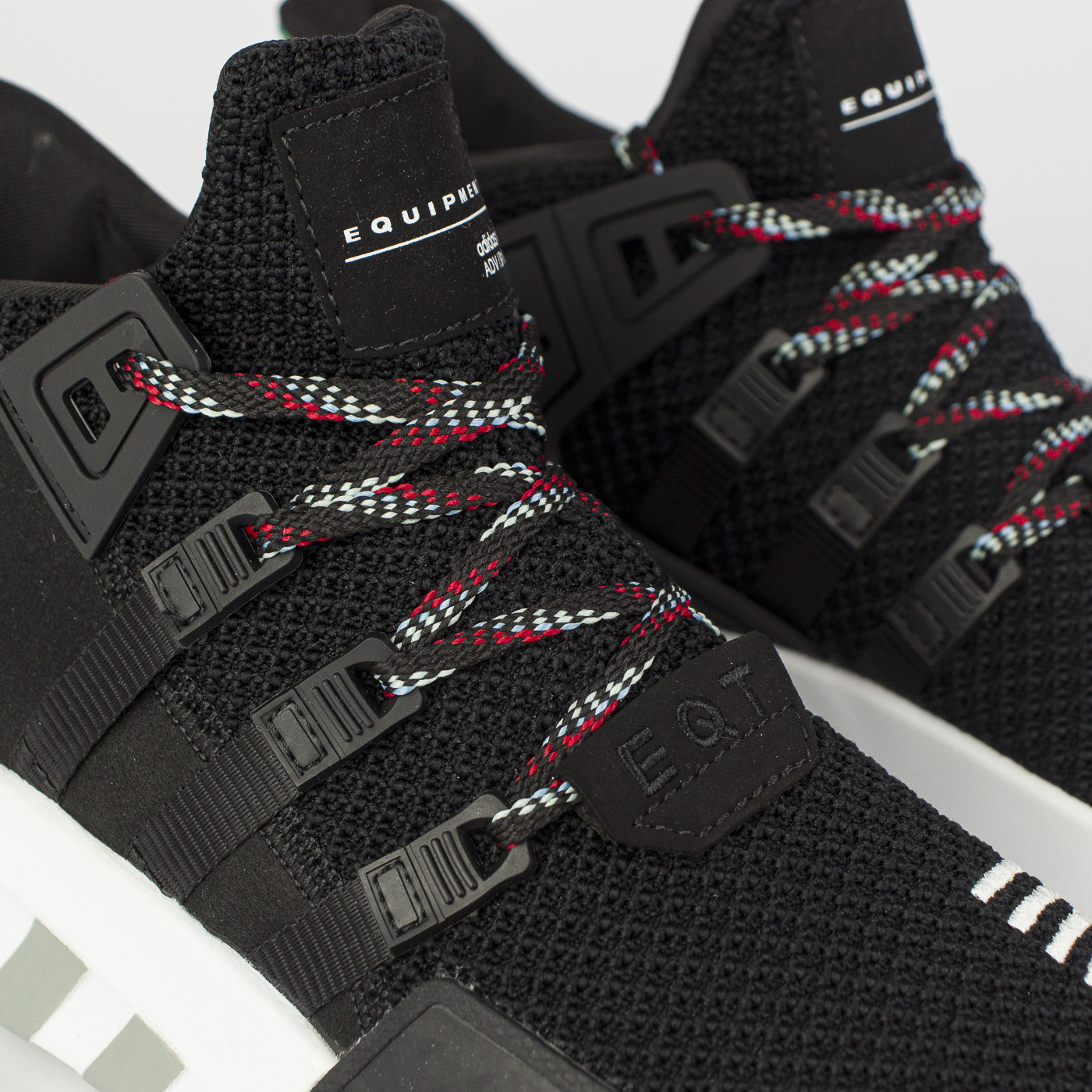 Кроссовки Adidas EQT Bask ADV Wmns Black / White Кроссовки Adidas EQT Bask ADV Wmns Black / White