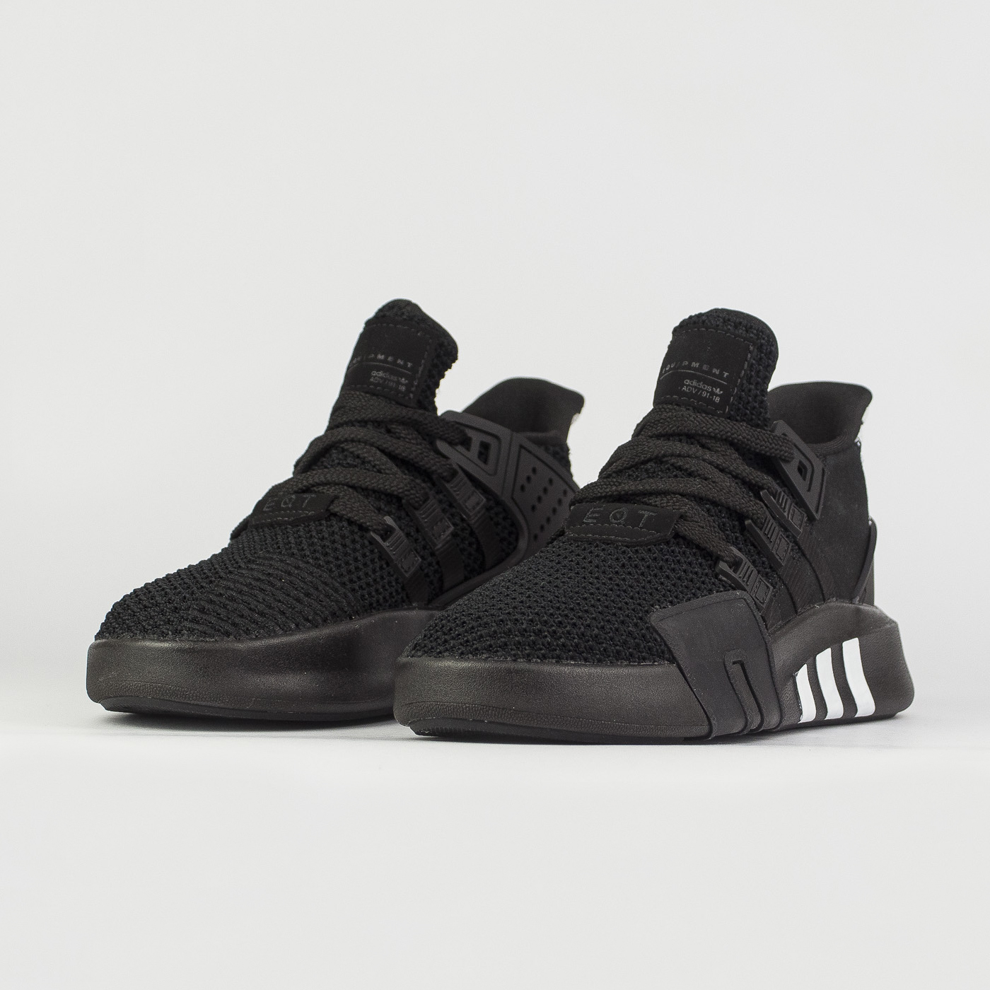 Кроссовки Adidas EQT Bask ADV Wmns All Black / White Кроссовки Adidas EQT Bask ADV Wmns All Black / White