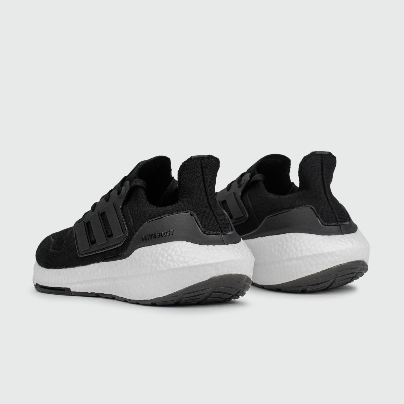Кроссовки Adidas Ultraboost 22 Black White Кроссовки Adidas Ultraboost 22 Black White
