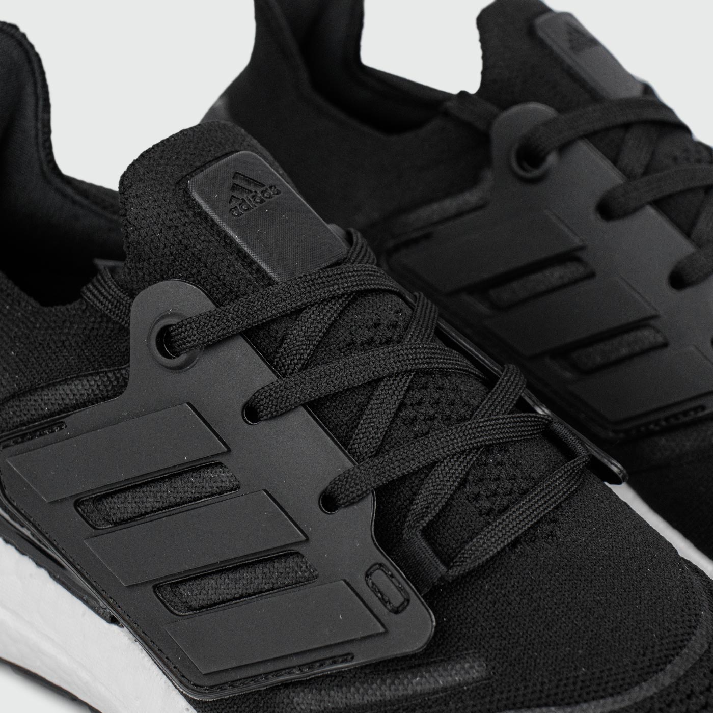 Кроссовки Adidas Ultraboost 22 Black White Кроссовки Adidas Ultraboost 22 Black White