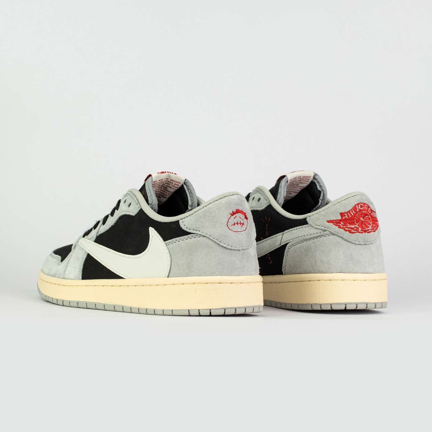 Кроссовки Air Jordan 1 Low x Travis Scott Light Grey Wmns Кроссовки Air Jordan 1 Low x Travis Scott Light Grey Wmns