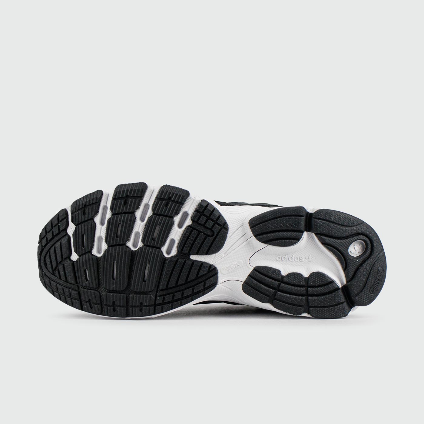 Кроссовки Adidas Astir Black / White Wmns Кроссовки Adidas Astir Black / White Wmns