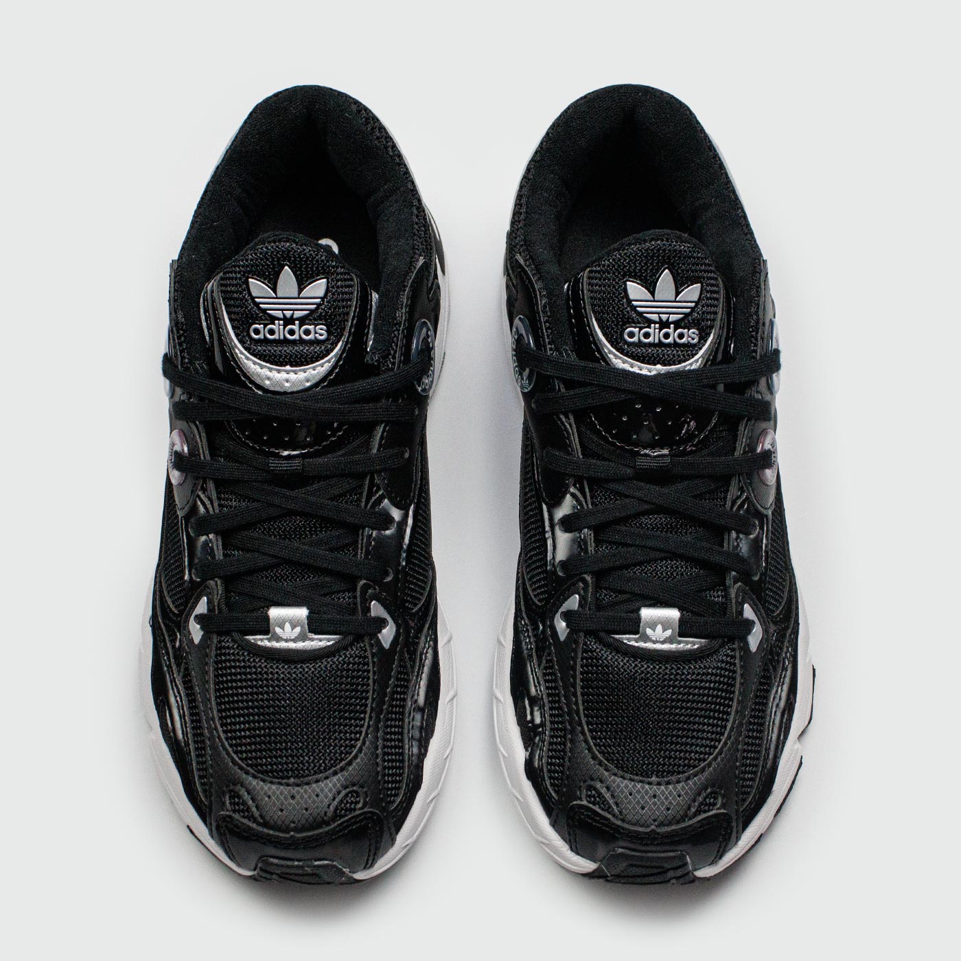 Кроссовки Adidas Astir Black / White Wmns Кроссовки Adidas Astir Black / White Wmns