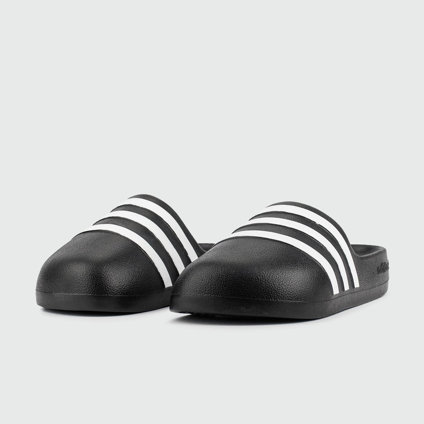 Шлёпки Adidas AdiFOM Slide Black White Wmns Шлёпки Adidas AdiFOM Slide Black White Wmns