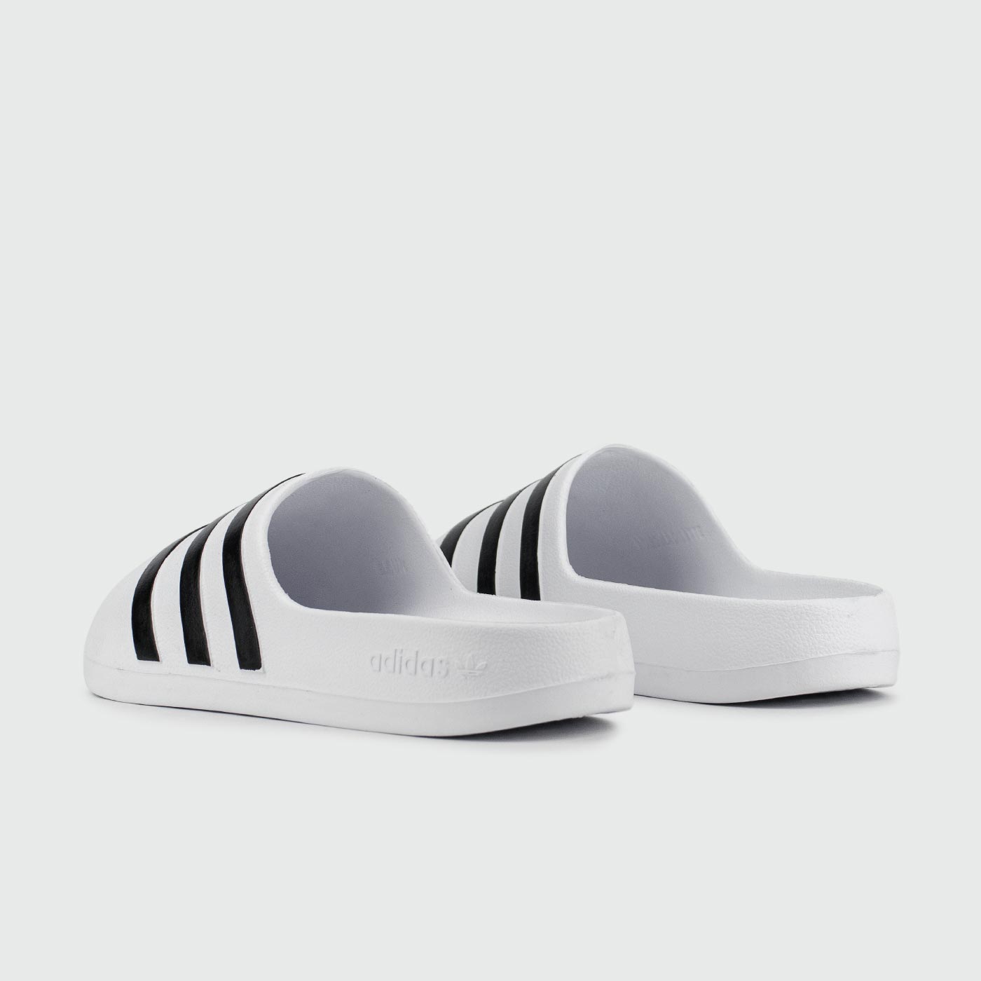Шлёпки Adidas AdiFOM Slide White Black Wmns Шлёпки Adidas AdiFOM Slide White Black Wmns