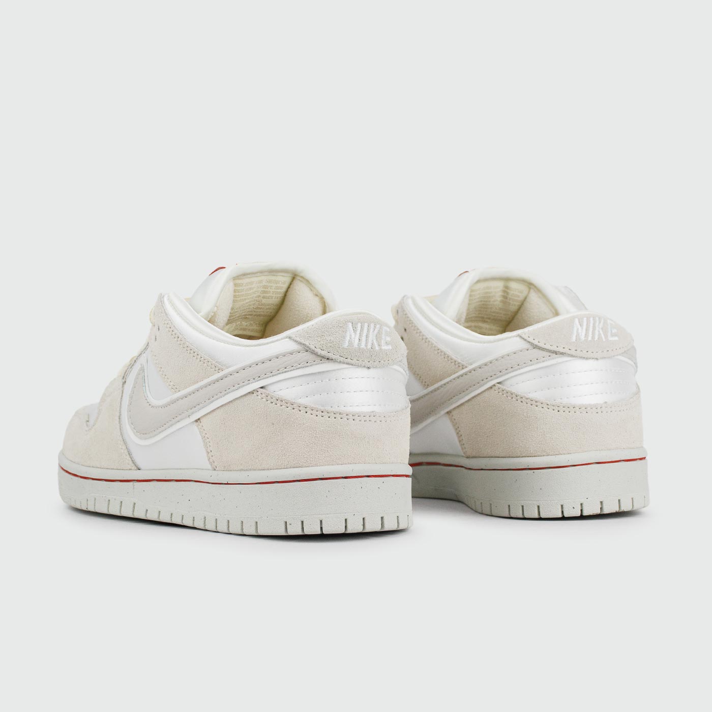 Кроссовки Nike SB Dunk Low Grey Txt Wmns City of Love Кроссовки Nike SB Dunk Low Grey Txt Wmns City of Love