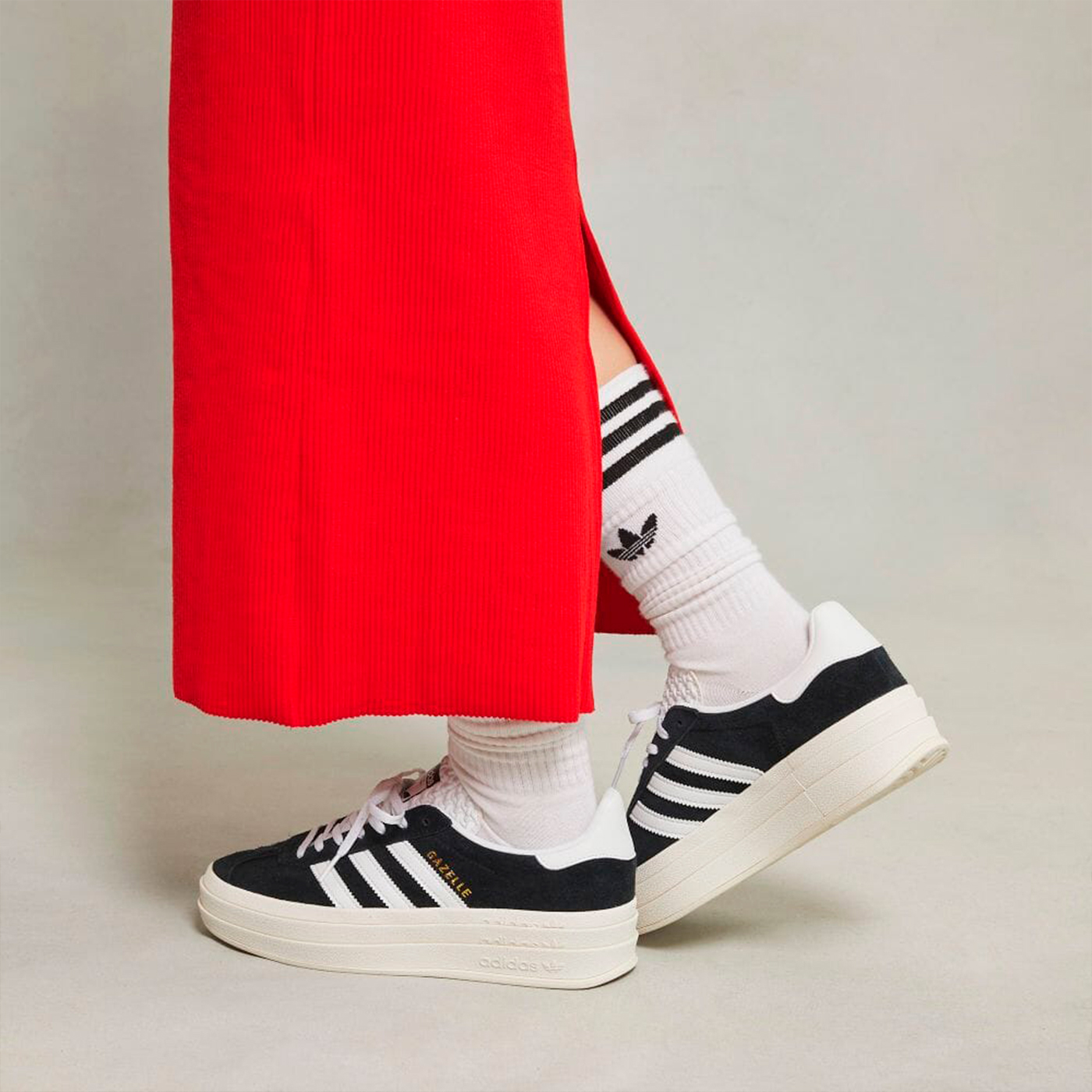 Кроссовки Adidas Gazelle Bold Black / White Wmns Кроссовки Adidas Gazelle Bold Black / White Wmns
