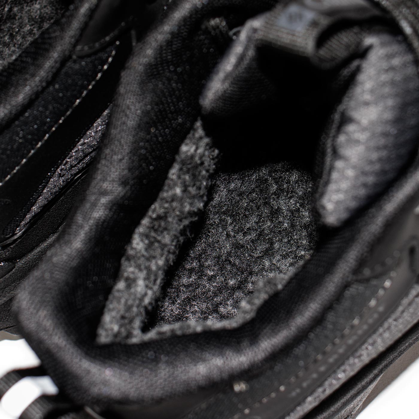 Кроссовки Columbia Waterpoof Mid Grey Black with Fur Кроссовки Columbia Waterpoof Mid Grey Black with Fur