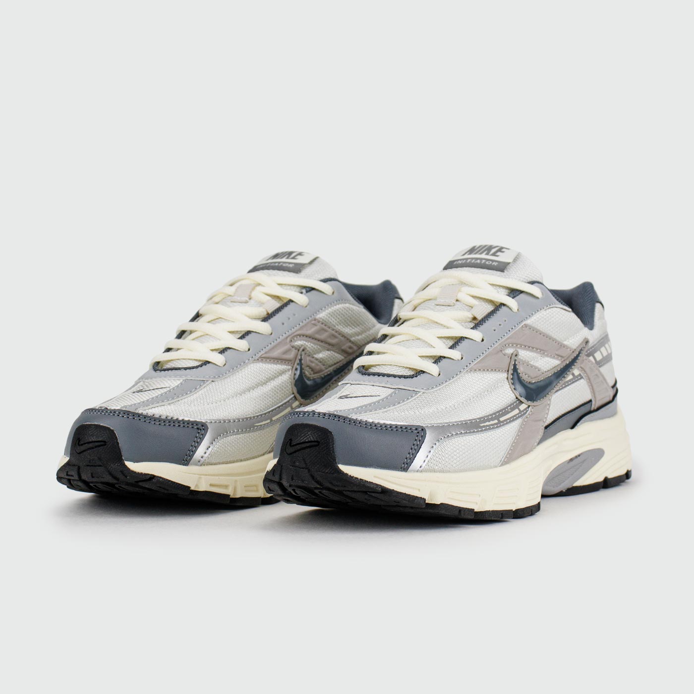 Кроссовки Nike Initiator Grey Кроссовки Nike Initiator Grey