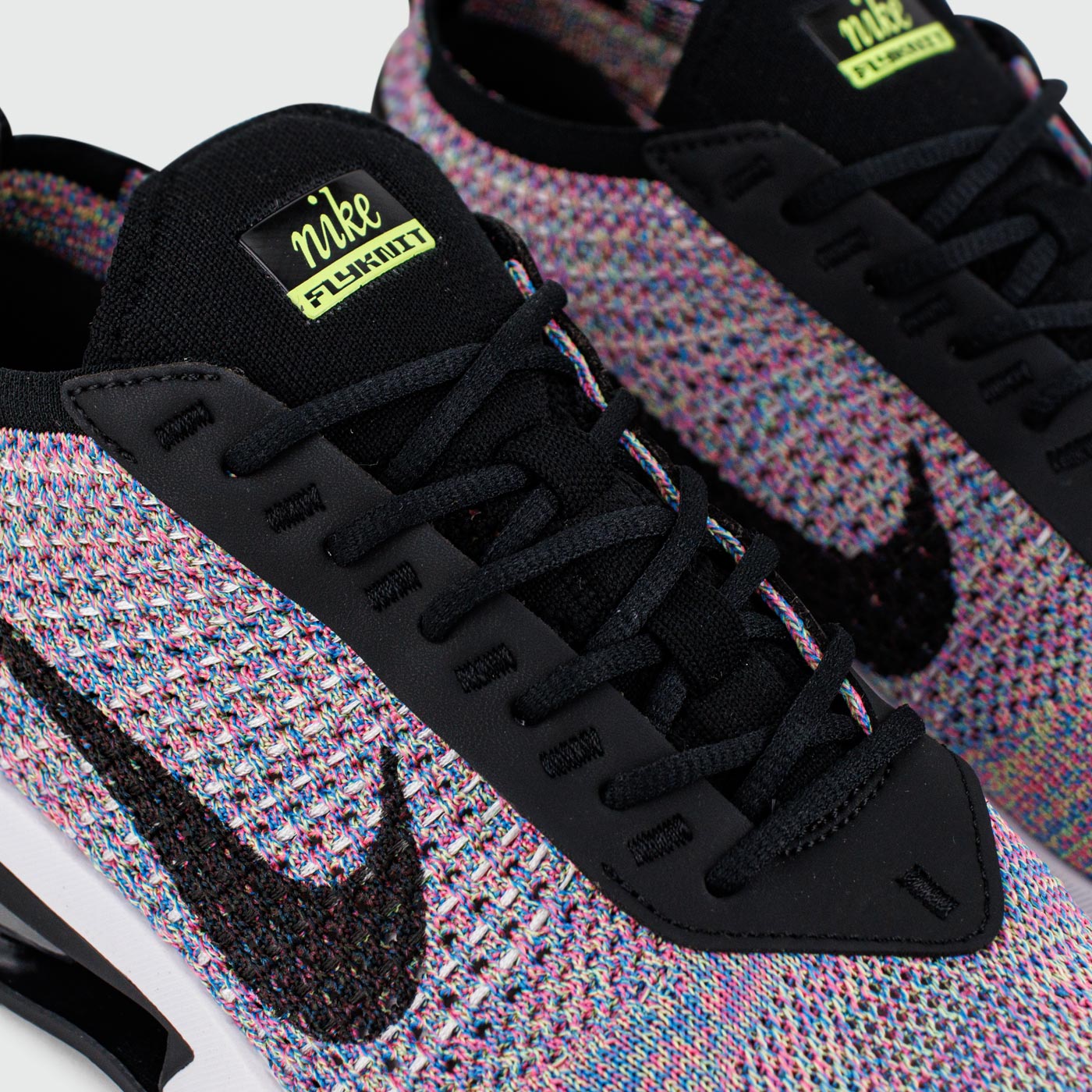 Кроссовки Nike Air Max Flyknit Racer Multicolor
