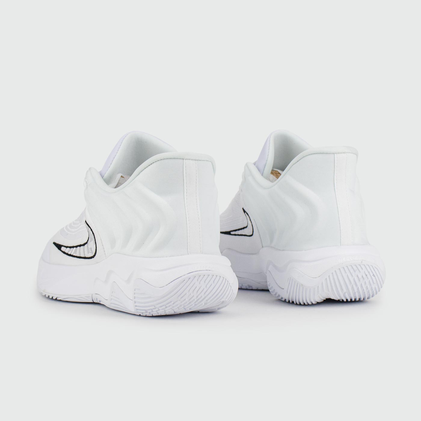Кроссовки Nike Giannis Immortality 4 White Кроссовки Nike Giannis Immortality 4 White