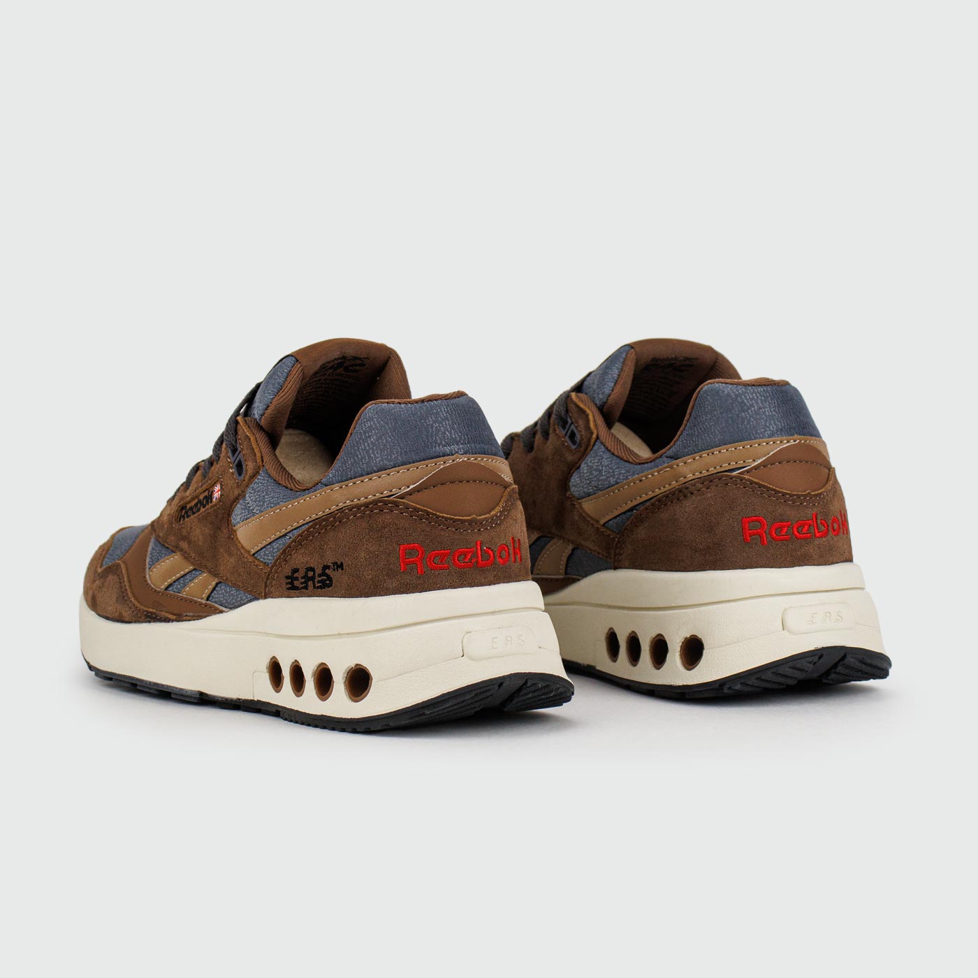 Кроссовки Reebok ERS WORLD Brown Кроссовки Reebok ERS WORLD Brown